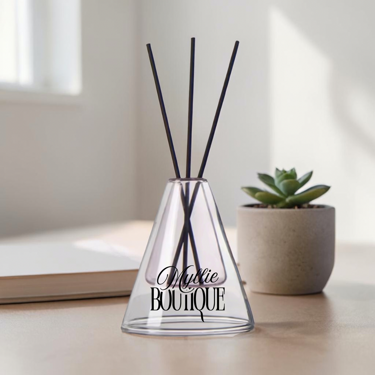 Parfum d’ambiance triangle 200ml - myllie boutique