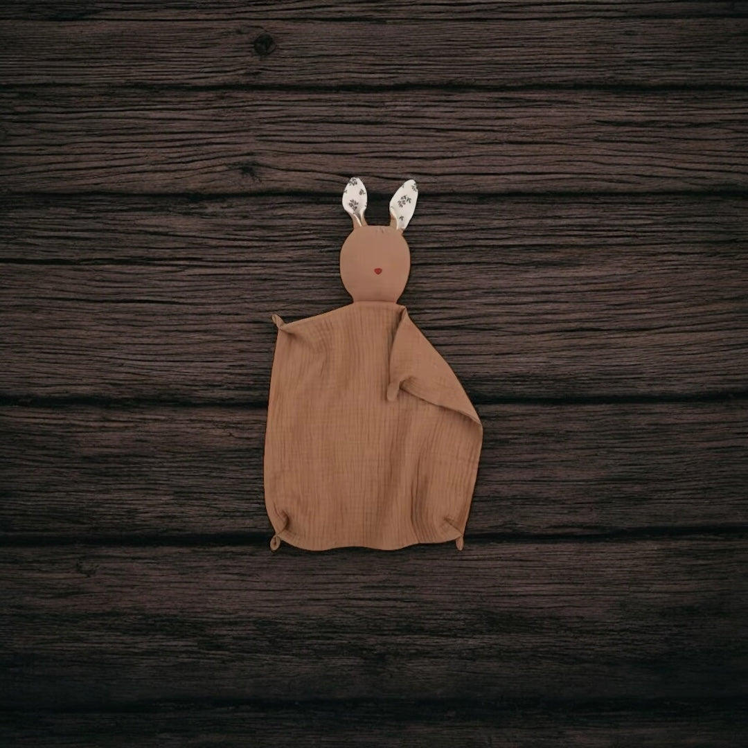 Doudou Lapin Personnalisé avec Prénom – Le Compagnon Doux des Tout-Petits