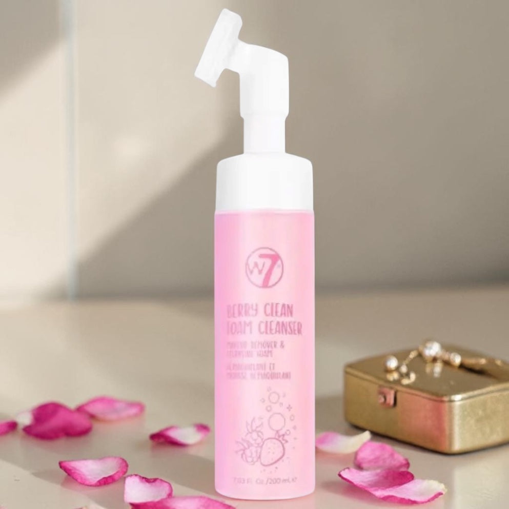 Mousse nettoyante et démaquillante