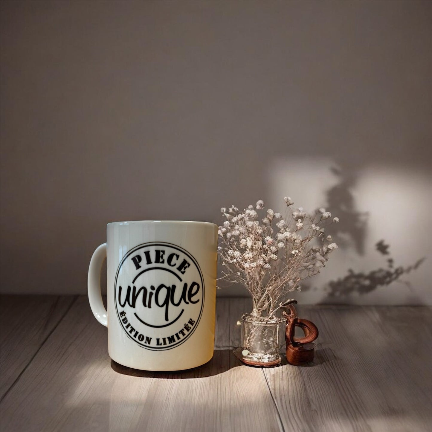 Tasse « pièce unique édition limitée »