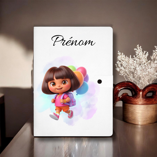 Protège carnet de santé Dora