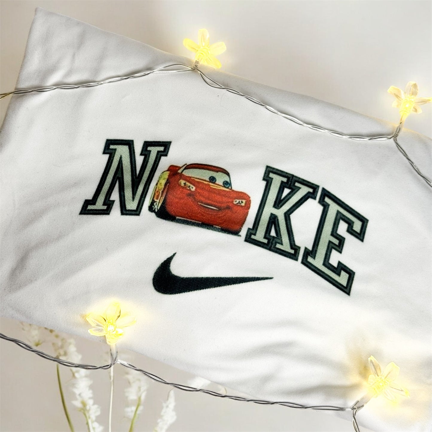 Pull/T-shirt Nike « cars »