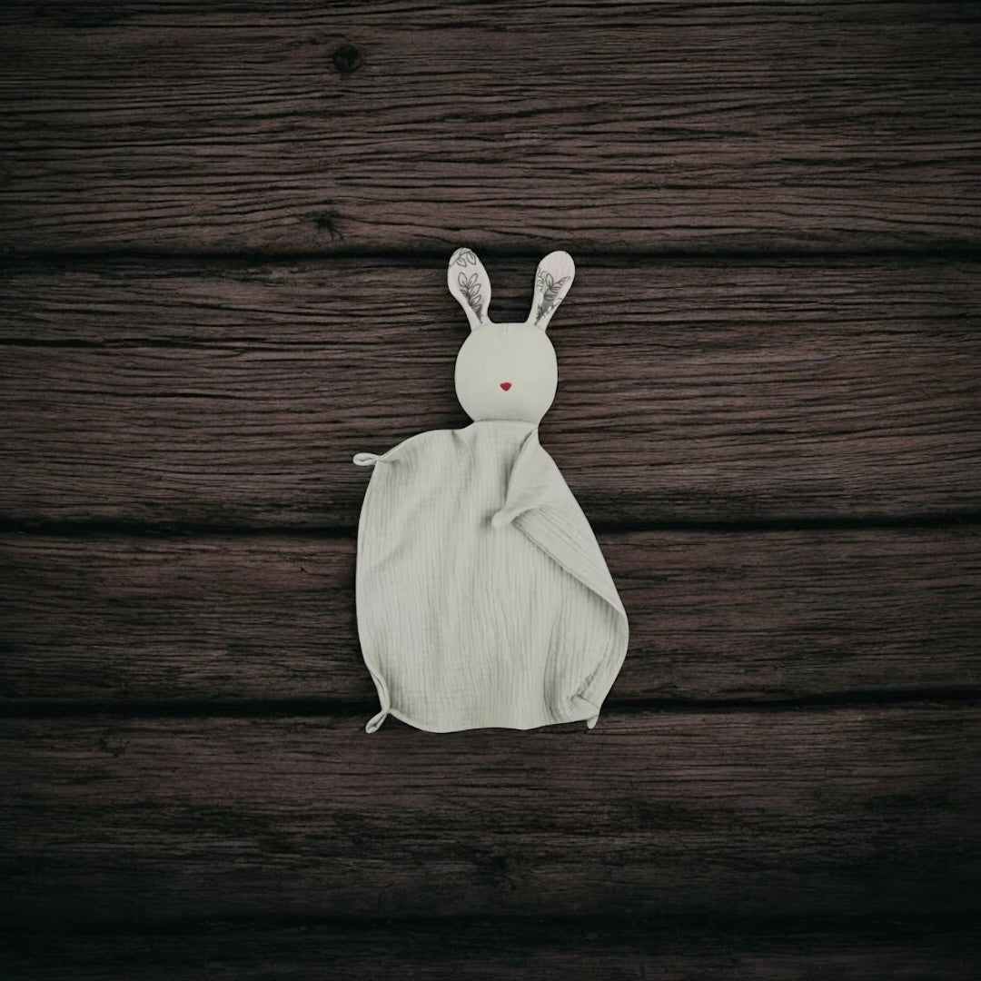 Doudou Lapin Personnalisé avec Prénom – Le Compagnon Doux des Tout-Petits