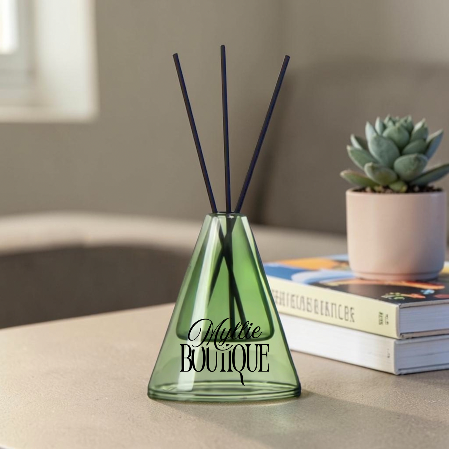Parfum d’ambiance triangle 200ml - myllie boutique