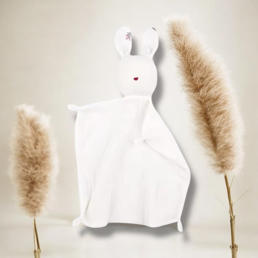 Doudou Lapin Personnalisé avec Prénom – Le Compagnon Doux des Tout-Petits